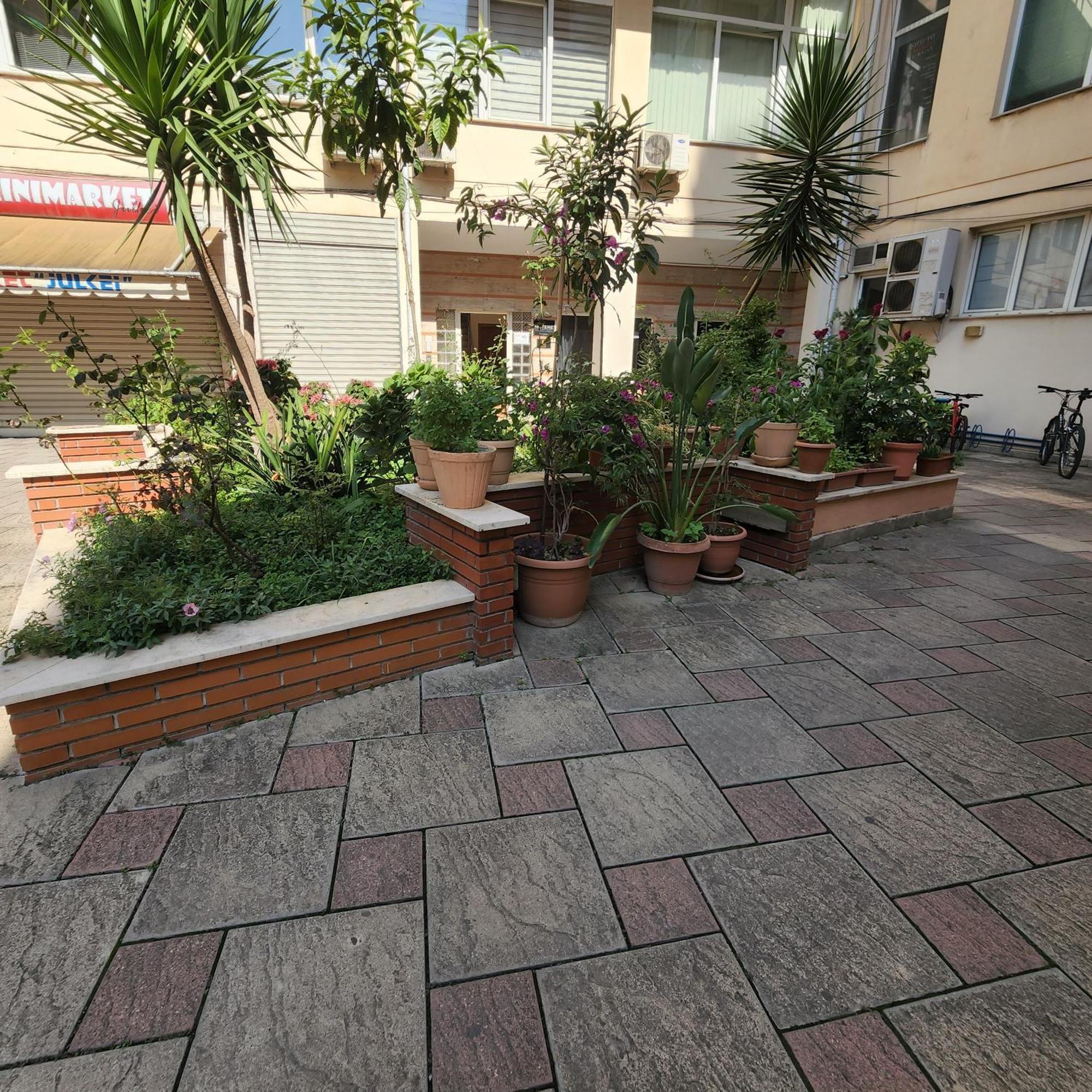 Kalpazo Home Skanderbeg Square Tirana Exterior foto