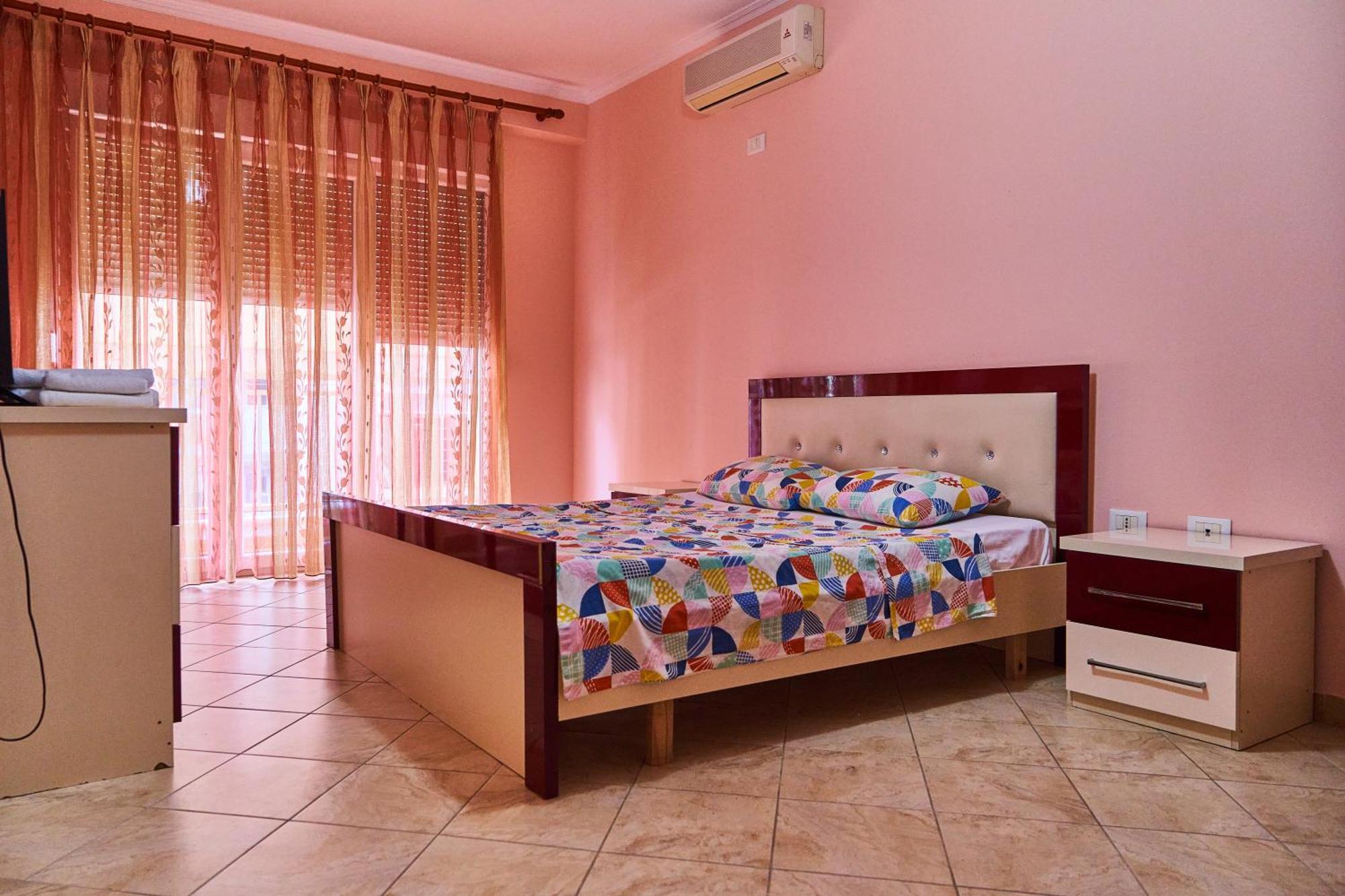 Kalpazo Home Skanderbeg Square Tirana Exterior foto